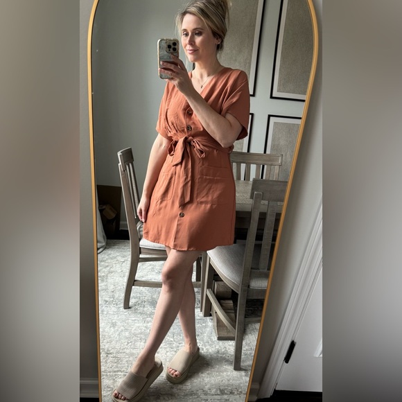 Women's Orange Rust Button-Down Tie Belt Dress - Picture 6 of 10